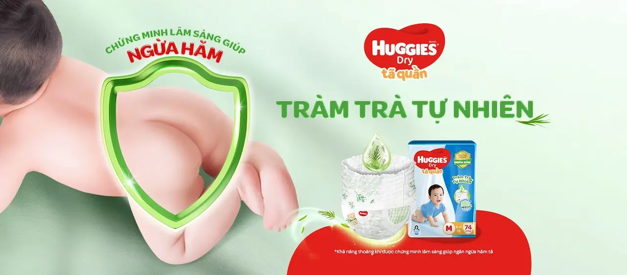 Khăn Ướt Huggies Giúp Lau Sạch 99% Vi Khuẩn, Không Cồn, Không Paraben Nên Cực Kì An Toàn Cho Làn Da Của Bé.